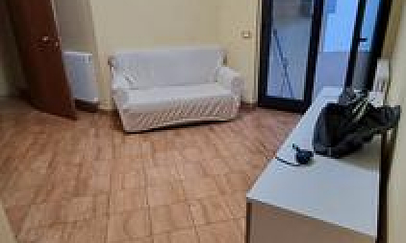 Ristrutturato E Semi...