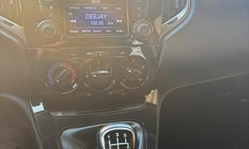 Lancia Ypsilon 1.2 6...