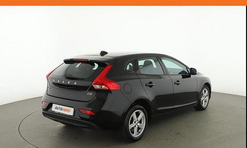 Volvo V40 D2 Kinetic...