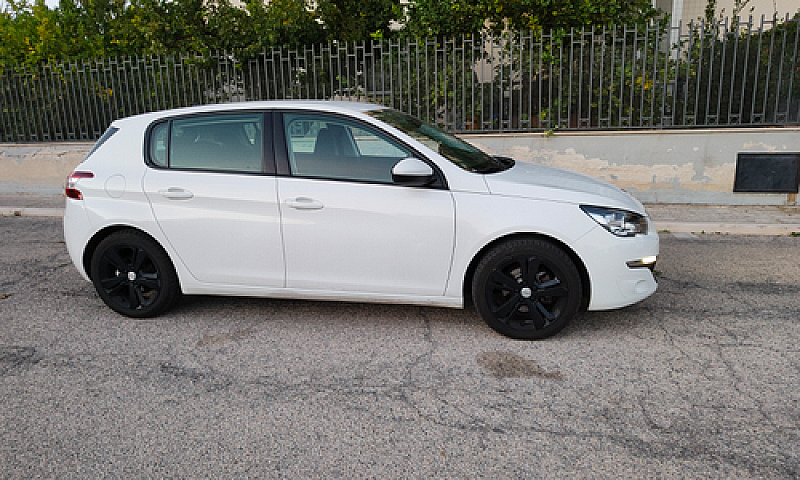 Peugeot 308...