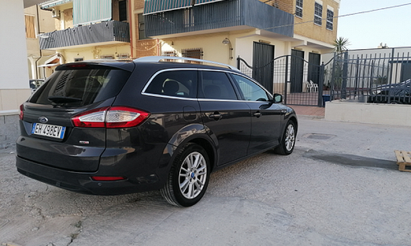 Mondeo Ford. 2012. 2...