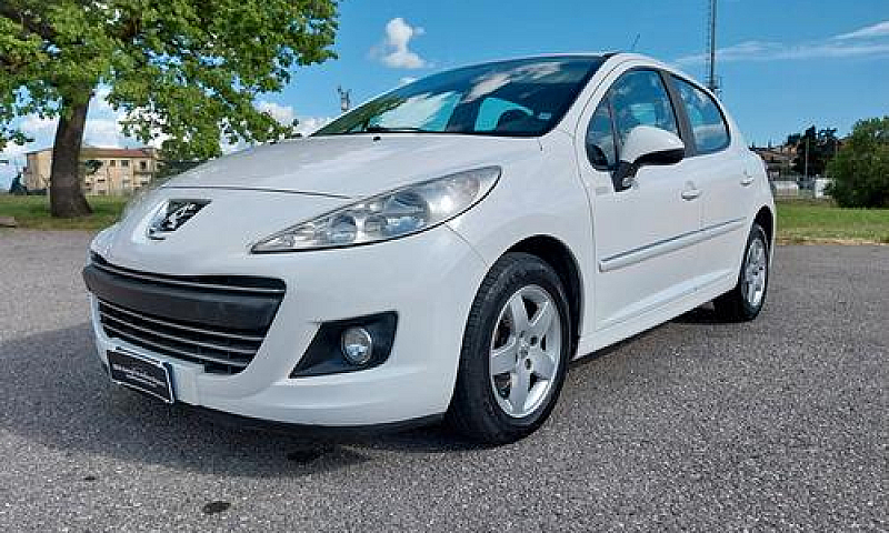 Peugeot 207 1.4 Vti ...