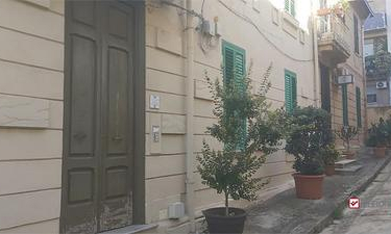 Viale Boccetta 75 Mq...
