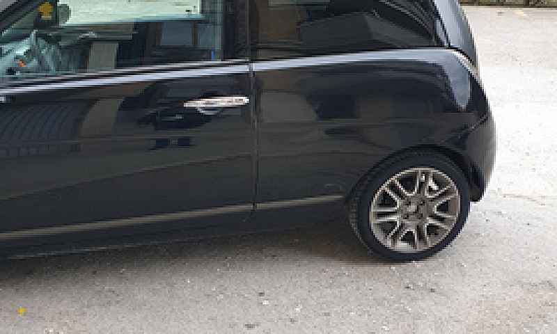 Lancia Ypsilon 1.3 M...