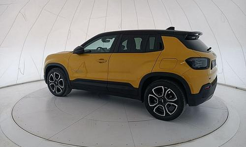 Jeep Avenger Bev Sum...