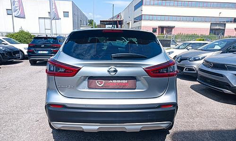 Nissan Qashqai 1.5 D...