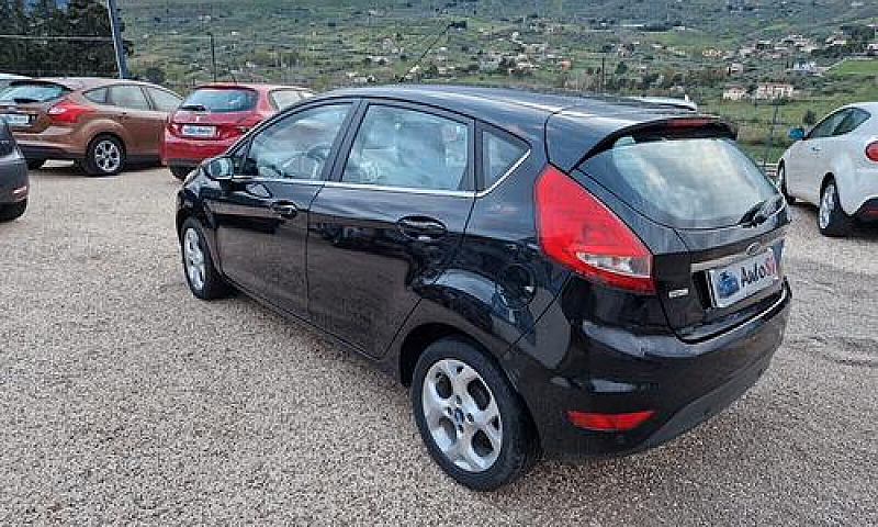 Ford Fiesta Fiesta 1...