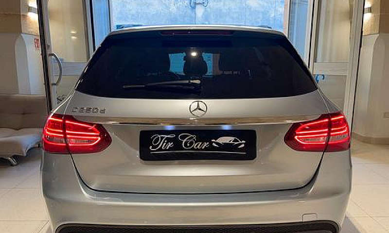Mercedes C250 Premiu...