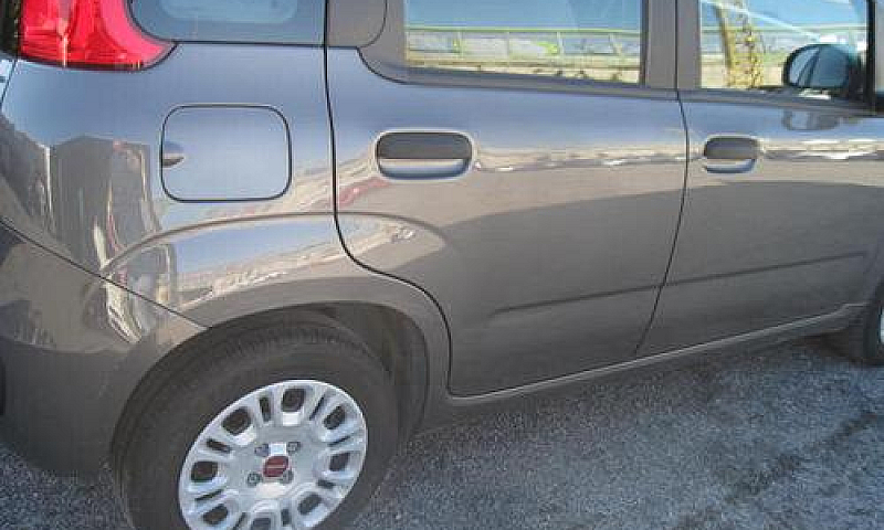 Fiat Panda Hybrid 1....