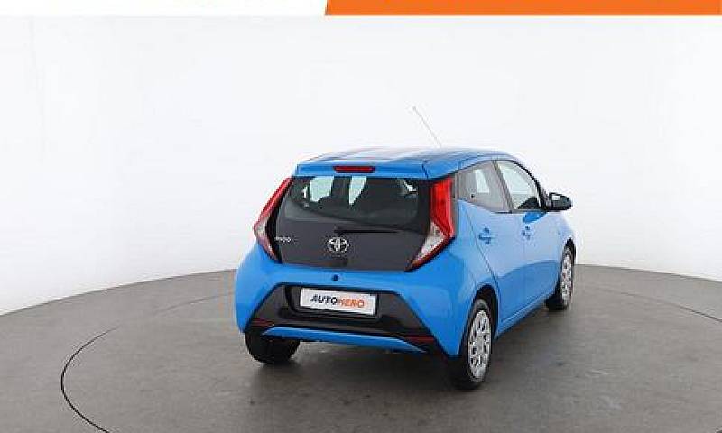 Toyota Aygo Mk64010...