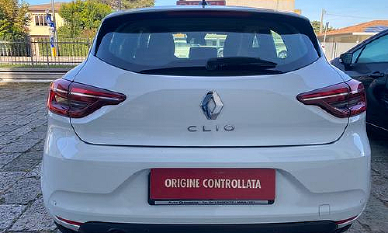 Renault Clio Blue Dc...