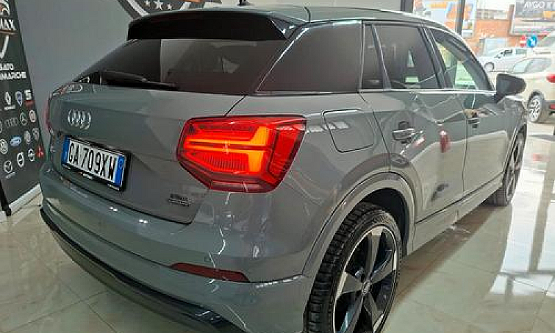 Audi Q2 35 Tdi 150Cv...