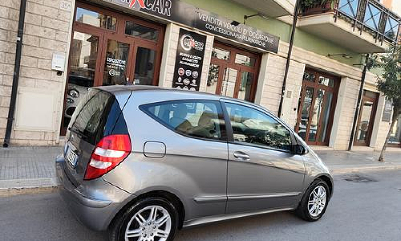 Mercedes-Benz A 150 ...