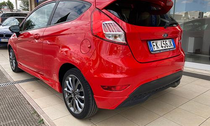 Ford Fiesta 1.5 Tdci...