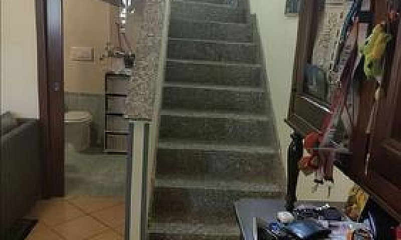 Appartamento Ad Anzi...