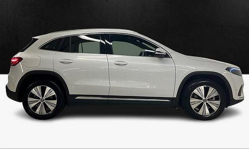 Mercedes-Benz Eqa 30...