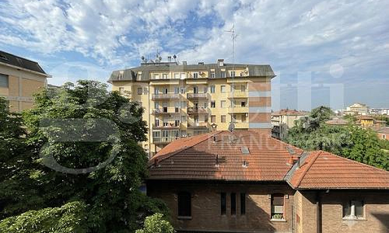 Appartamento Modena ...