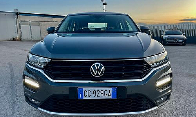 Volkswagen T-Roc 2.0...