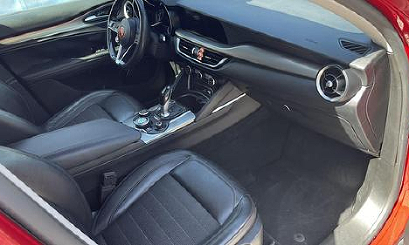 Alfa Romeo Stelvio...