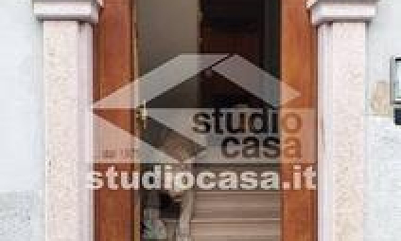 Palazzo / Stabile Di...