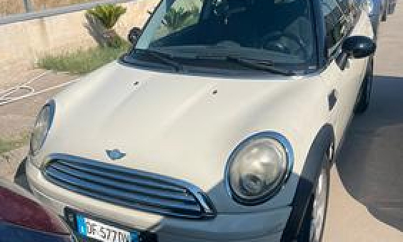 Mini Cooper...