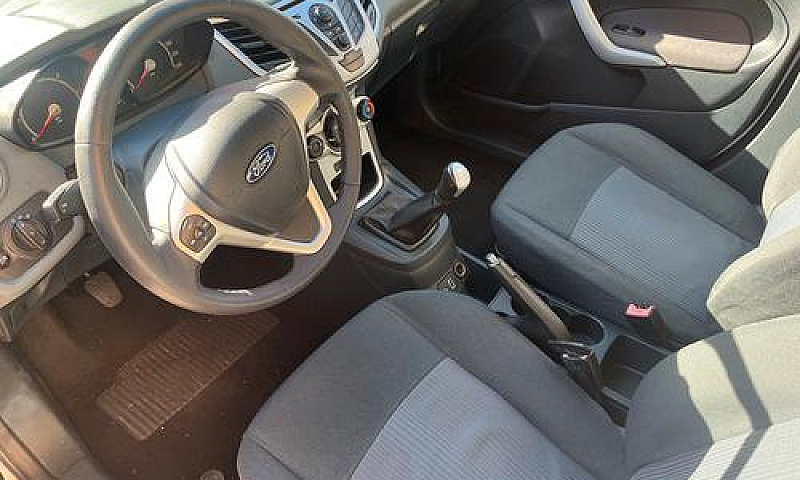 Ford Fiesta 1.4 Tdci...