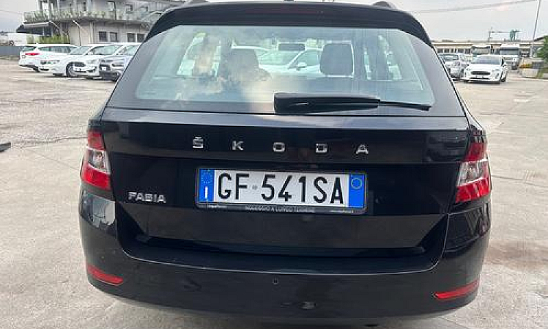 Skoda Fabia 1.0 Tsi ...