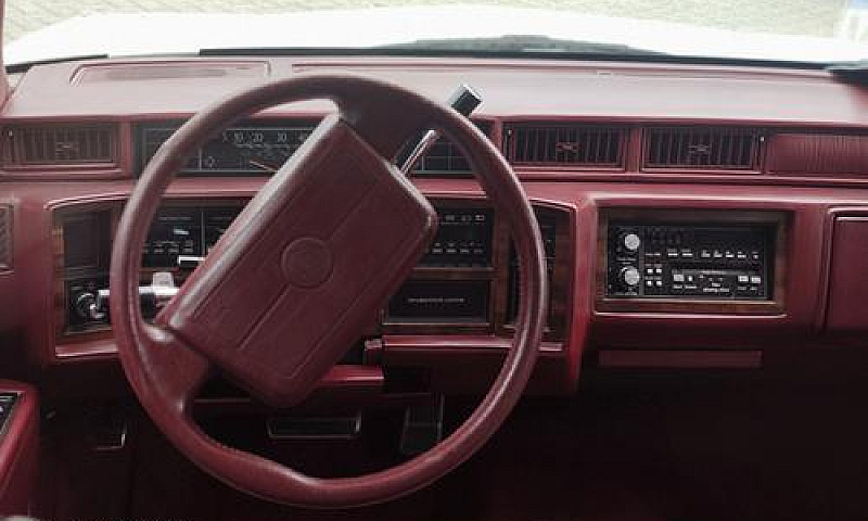 Cadillac Seville (Eu...