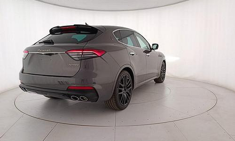 Maserati Levante 2.0...