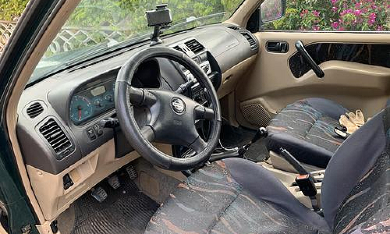 Nissan Terrano Ii...