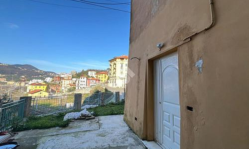 2 Locali A La Spezia...