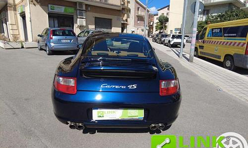 Porsche 911 Carrera ...