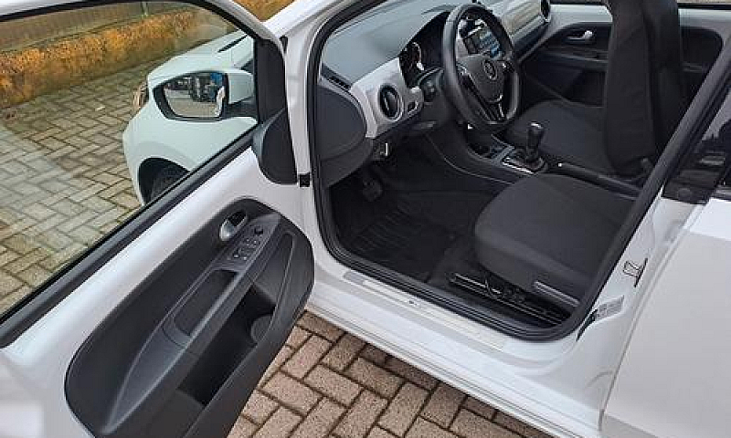 Volkswagen Up! E-Up!...