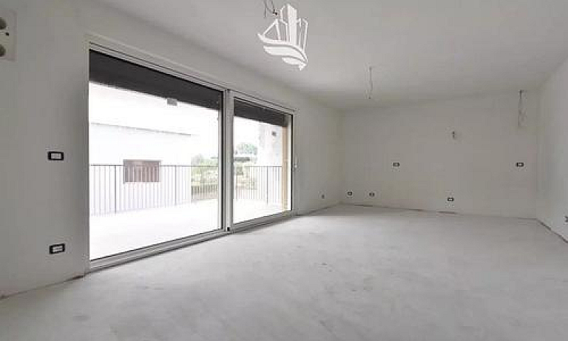 Egna: Quadrilocale D...