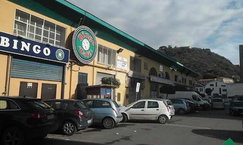 4 Locali A Nocera In...