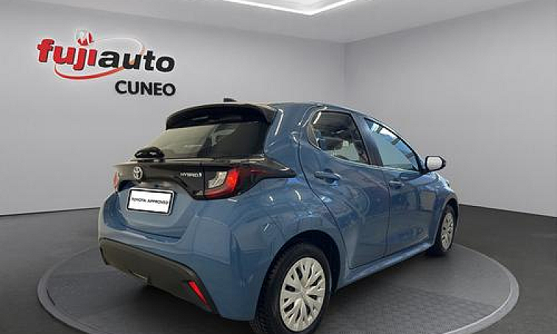 Toyota Yaris 1.5H Ac...