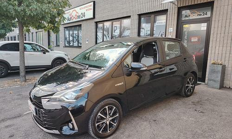 Toyota Yaris 1.5 Hyb...