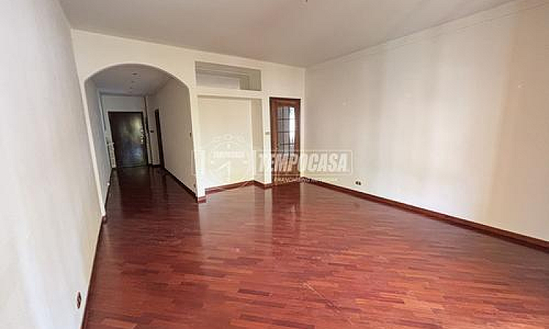 4 Locali Con Box...