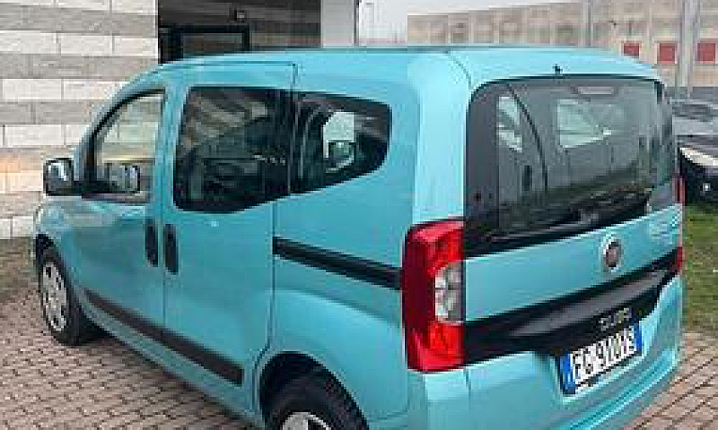 Fiat Qubo 1.3 Mjt 80...