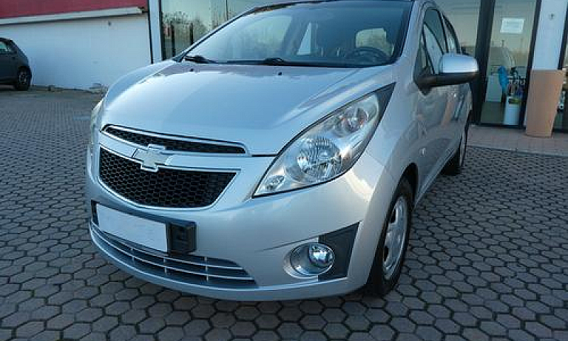Chevrolet Spark 1.0 ...