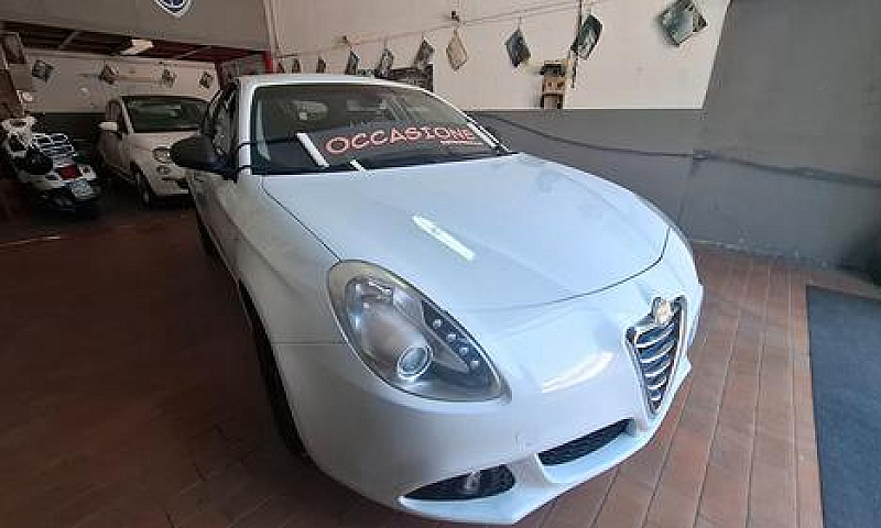 Alfa Romeo Giulietta...