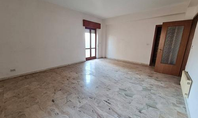 Ampio Appartamento V...