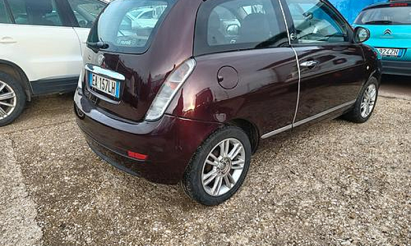 Lancia Ypsilon Gpl...