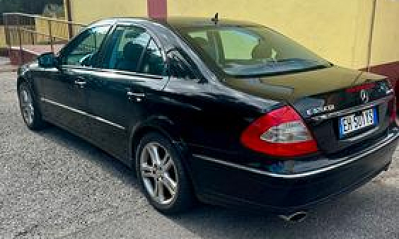 Mercedes Classe E 28...