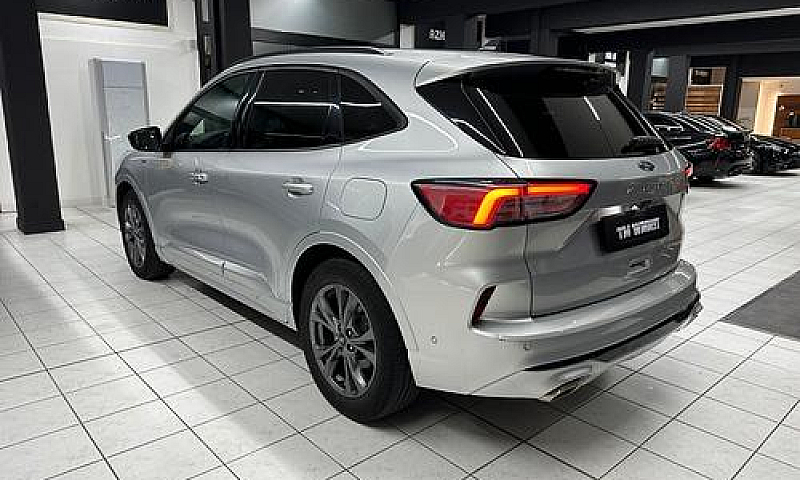 Ford Kuga 1.5 Ecoblu...