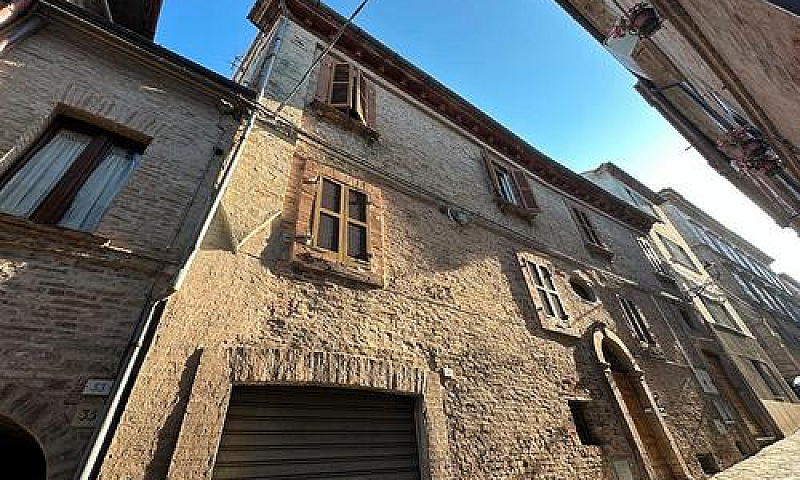 Centro Storico Con T...