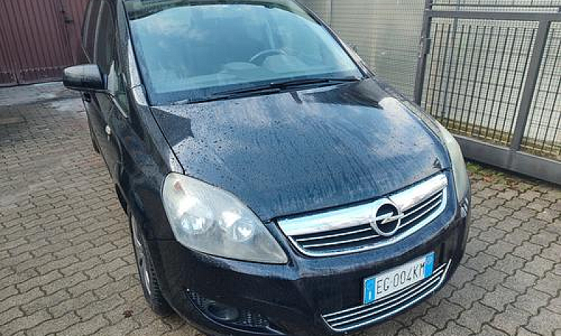 Opel Zafira 2011 Tur...