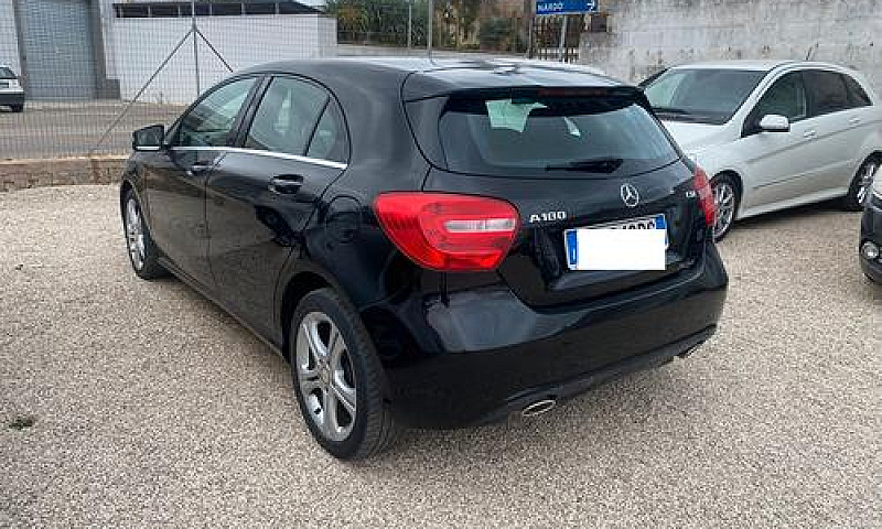 Mercedes-Benz A 180 ...