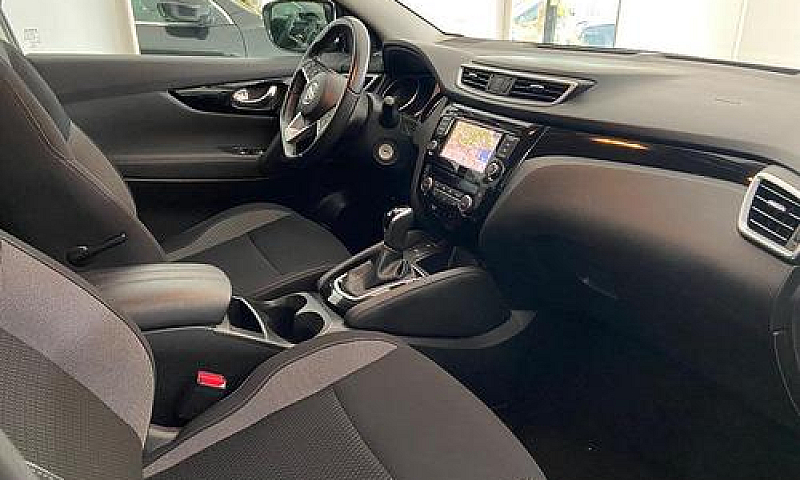 Nissan Qashqai 1.5 D...
