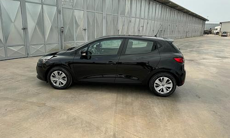 Renault Clio 1.2 75C...